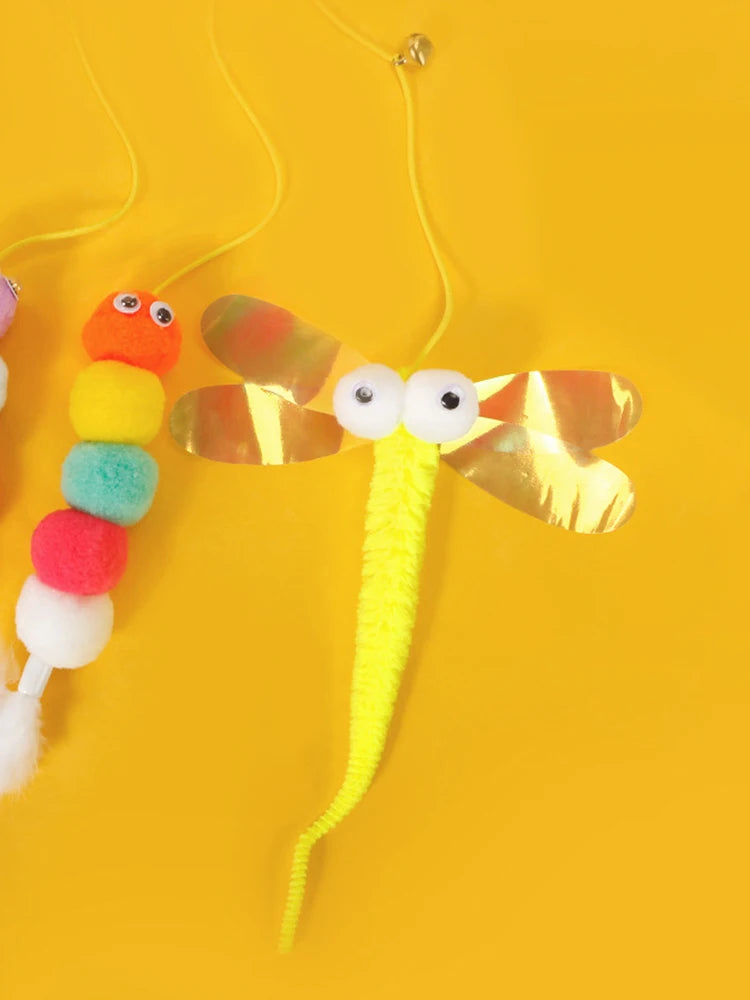 Juguete colgante con plumas para gatos y perros