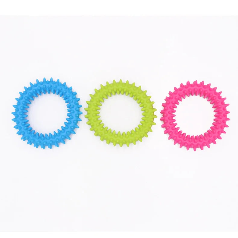 Juguetes de caucho resistente para morder, limpiar dientes y entrenar.